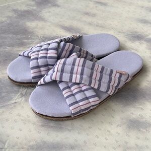 Feelgoodz Quilted Cross Slide Slippers Lavender Striped Women’s Size 12